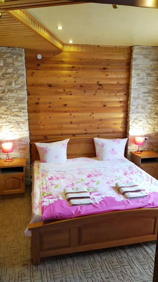 Guest House Shafran 亚列姆切 外观 照片